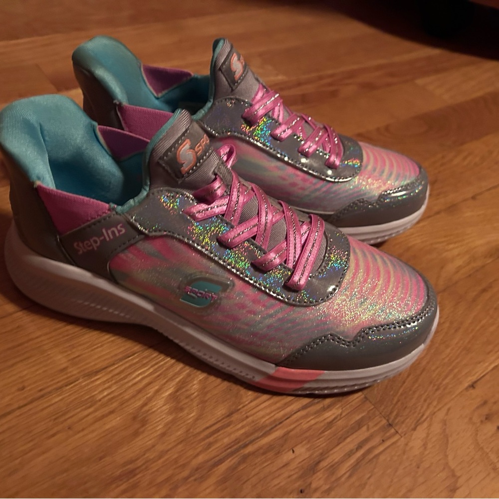 Skechers Step-ins Sneakers for Kids - Pink and Silver Holographic